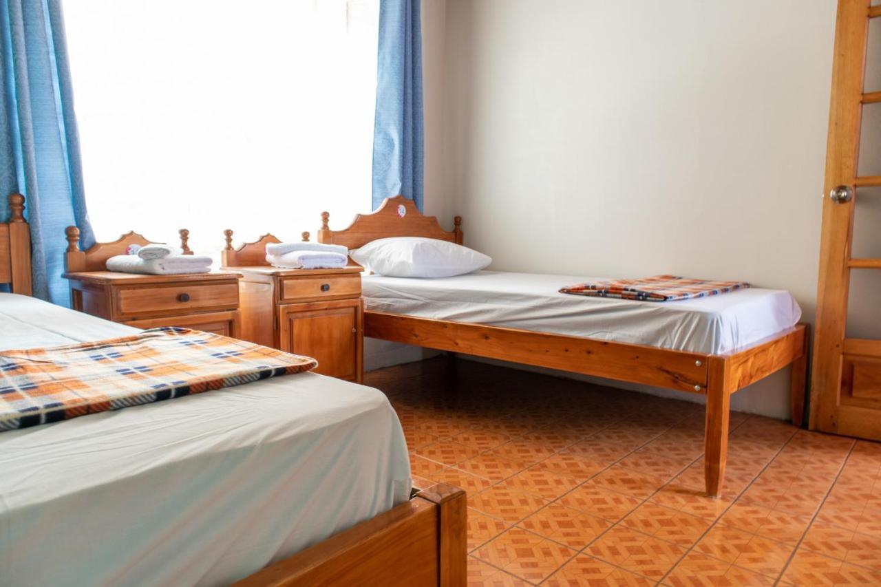 Hostel Bouganvilia Bed And Breakfast San Ramón Zewnętrze zdjęcie