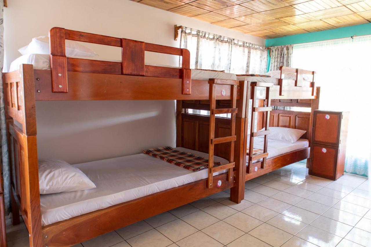 Hostel Bouganvilia Bed And Breakfast San Ramón Zewnętrze zdjęcie