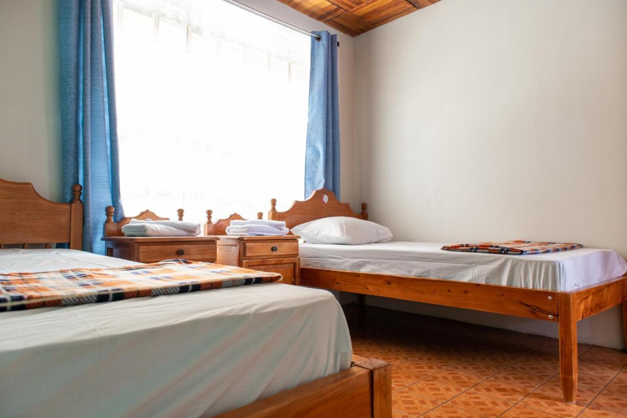 Hostel Bouganvilia Bed And Breakfast San Ramón Zewnętrze zdjęcie